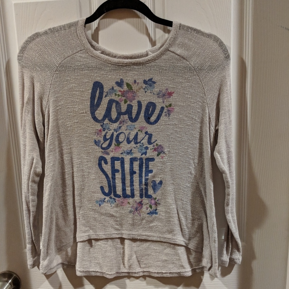 Knit long sleeve shirt